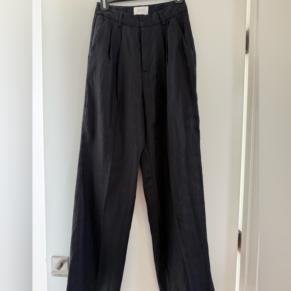 DISSH Norah Black Linen Wide Leg Pant with Pleats - Picture 4 of 6